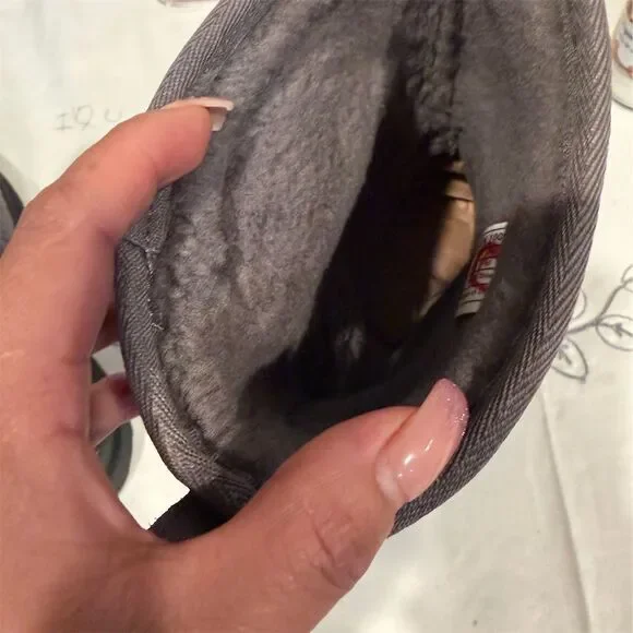 UGG Women's I Heart Rock 'n Roll Gray Polka Dot Booties Size 9 - Picture 4 of 9